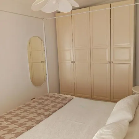 La Sundevilla Apartment Bergeggi